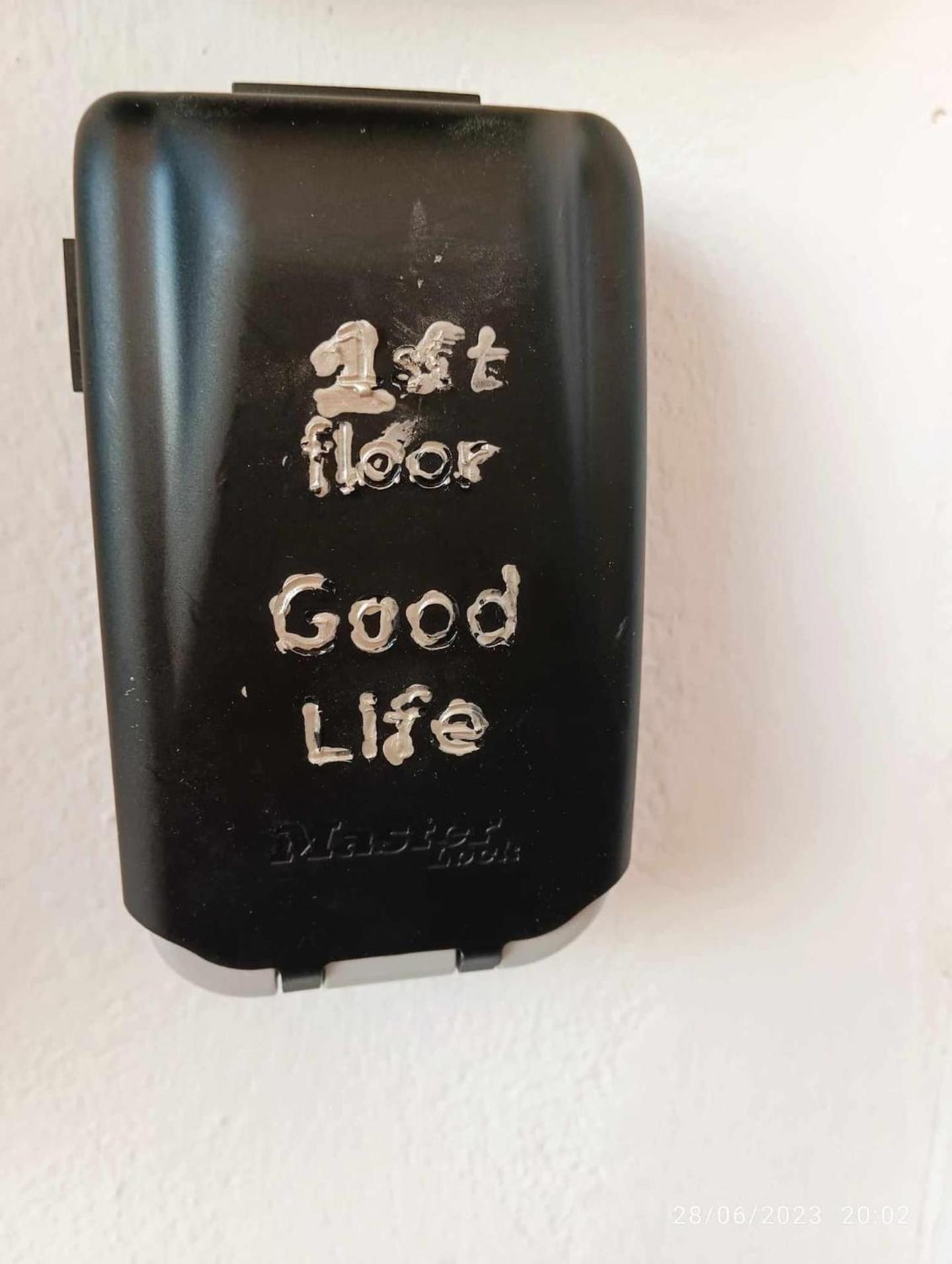 Good Life Daire Resmo Dış mekan fotoğraf